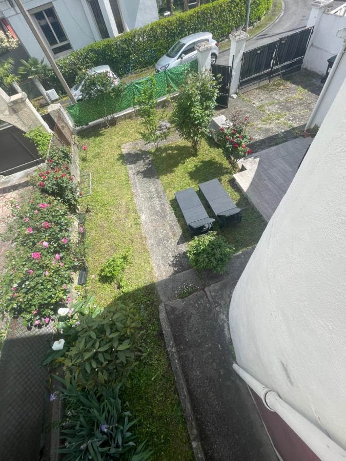 Studio 35M2 Terrasse Et Jardin Quartier Calme Au Centre Ville De Lourdes Exterior foto
